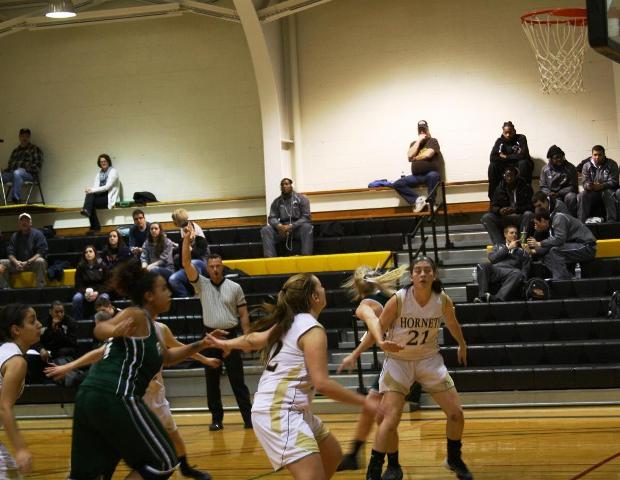 Women Drop Second MSAC Game In A Row