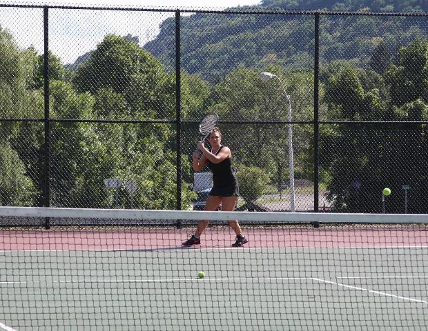 Tennis Suffers First Loss Of The Season