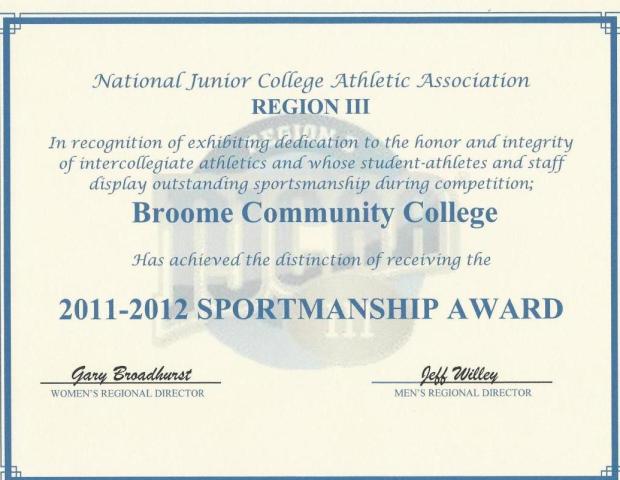 Broome receives 2011-12 NJCAA Region III sportsmanship award.